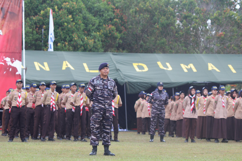 Penutupan Persami KKRI 2026, Komandan Lanal Dumai Tegaskan Peran TNI AL Dalam Pembinaan Generasi Muda Indonesia Yang Tangguh dan Berkarakter