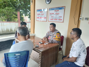 Cooling System di Pulau Pari : Bhabinkamtibmas Sambang Toga, Tomas dan Toda Ajak Warga Perkuat Kamtibmas