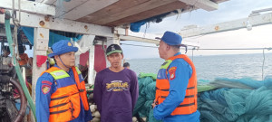 Patroli Satpolairud Polres Kepulauan Seribu Intensifkan Dialogis Laut, Himbau Waspada Cuaca dan Manfaatkan Call Center 110