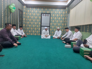 Kapolres Metro Jakarta Utara Silaturahmi ke Masjid Al-Mukaromah Kampung Bandan