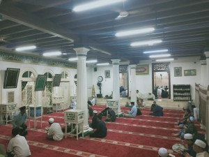 Perkuat Ukhuwah Islamiyah, Ratusan Jamaah Hadiri Kliwonan di Keramat Luar Batang