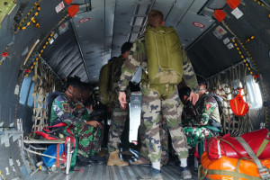 Prajurit SOF TNI dan US Army Sukses Laksanakan Infiltrasi Udara Dalam Latihan Super Garuda Shield 2026