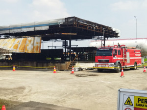 SINERGITAS TNI POLRI MONITORING EVAKUASI LPG PASCA INSIDEN KEBAKARAN SPBE PT INDOGAS ANDALAN KITA CIMUNING