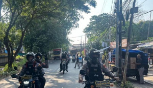Patroli Presisi Sisir Jalan Alexindo, Polisi Antisipasi Begal hingga Tawuran di Medan Satria