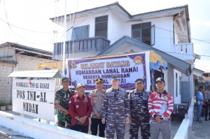 Danlanal Ranai Cek Kesiapan Prajurit Pos TNI AL Midai dan Tinjau Aset Pertahanan Srategis di Pulau Midai