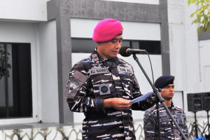 Wadan Kodaeral l Pimpin Apel Khusus HUT Kesehatan TNI AL