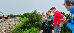 Ratusan Personel Gabungan Bersihkan Pesisir Marunda, Wujud Kolaborasi Jaga Lingkungan Jakarta Utara