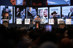 Prabowo: Pemerintah Bangun 2.500 Jembatan, Perbaiki 70.000 Sekolah
