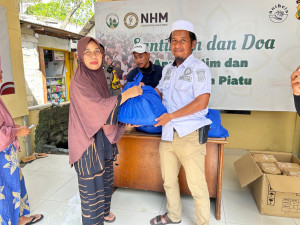 Polri Peduli di Kepulauan Seribu Utara, 428 Jompo Dhuafa Terima Sembako