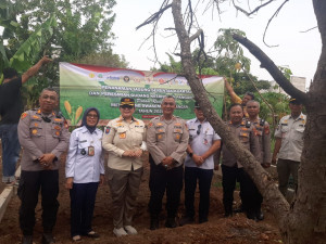 Polsek Koja Tanam Jagung Serentak dan Resmikan Gudang Ketahanan Pangan Polri Dukung Swasembada Pangan 2025