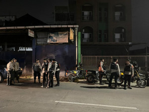 Tekan Angka Kriminalitas Malam, Tim Perintis Presisi Polres Metro Bekasi Kota Gencarkan Patroli OKJ