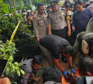 Mayat Pria di Sunter Agung Gegerkan Warga, Polisi Tunggu Hasil Visum