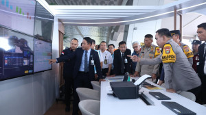 Polres Bandara Soetta Berikan Layanan Perbantuan Pindah Terminal Gratis Untuk Lansia, Ibu, Anak, dan Penyandang Disabilitas