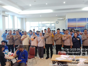 Wakapolres Metro Jakarta Utara Tinjau Pemeriksaan Kesehatan Relawan SPPG di Kelapa Gading