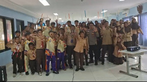 Bhabinkamtibmas Pulau Untung  Jawa Sosialisasi Antibullying, Bahaya Narkoba dan Kekerasan Seksual di SDN 01 Pagi
