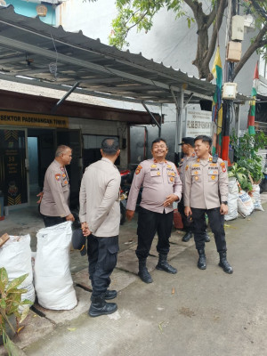 Kapolsek Pademangan Tinjau Polsubsektor dan Cek Persiapan Posyan Ancol Jelang Operasi Ketupat Jaya 2026