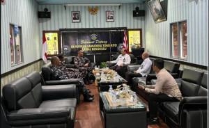 Silaturahmi Pererat Sinergi, Danlanal Bengkulu Sambut Kepala Kantor Wilayah Direktorat Jenderal Imigrasi Bengkulu