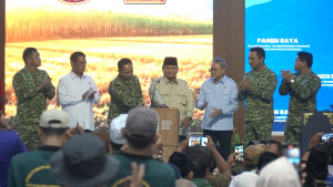 Prabowo: TNI dan Polri Anak Kandung Rakyat, Harus Selalu Bersama Rakyat