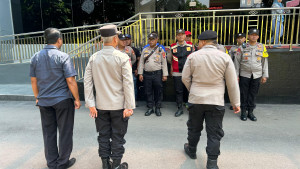 Polisi Siaga Amankan Rencana Aksi Mahasiswa di Kantor BPN Jakarta Utara
