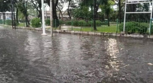 Trotoar Baru, Banjir Datang: Warga Sunter Dua Terendam Usai Renovasi Trotoar