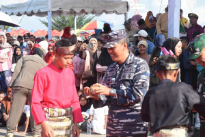 Danlanal Bintan Hadiri Pawai Budaya Kota Tanjungpinang