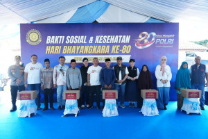 Sambut Hari Bhayangkara ke-80, Wakapolri dan Akpol '90 Dhira Brata Gelar Bakti Sosial dan Kesehatan di Bogor