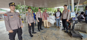 Wakapolres Kepulauan Seribu Pimpin Strong Point di Dermaga Marina Ancol, Sosialisasikan Layanan Darurat 110