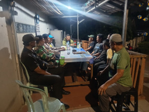Bhabinkamtibmas dan Babinsa Jakasampurna Perkuat Sinergitas Kamtibmas Melalui Jaga Jakarta On The Spot
