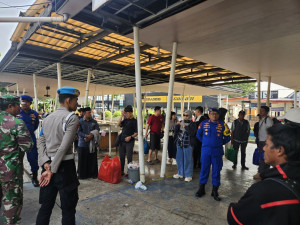 Strong Point di Dermaga 16 dan 17 Marina Ancol, Kapolres Kepulauan Seribu Tekankan Keselamatan dan Layanan 110