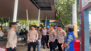 Wakapolres Kepulauan Seribu Pimpin Strong Point di Marina Ancol, Tekankan Keselamatan dan Layanan 110