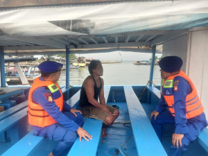 Satpolairud Polres Kepulauan Seribu Gelar Patroli Dialogis Laut, Antisipasi Kejahatan dan Jaga Kamtibmas