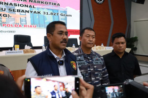 Sinergi Polda Riau dan Lanal Dumai Gagalkan Penyelundupan 30 Kg Sabu di Pelabuhan Roro Dumai