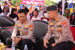 Momentum HUT Bhayangkara, Polsek Bekasi Barat Perkuat Kepedulian Sosial Lewat Santunan Anak Yatim