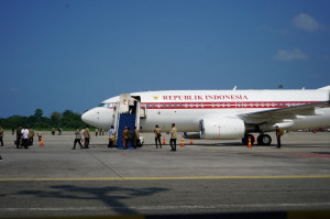 Dankodaeral l Sambut Kedatangan Presiden RI Prabowo Subianto di Bandara Kualanamu