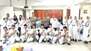 Selamatkan Masa Depan Dari Sekarang, Kapolsek Bekasi Selatan Ajak Pelajar Jauhi Tawuran dan Narkoba