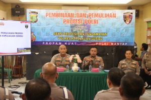Wakapolres Kepulauan Seribu Pimpin Sosialisasi Pembinaan dan Pemulihan Profesi Polri: Wujudkan Personel Berintegritas dan Bermental Tangguh