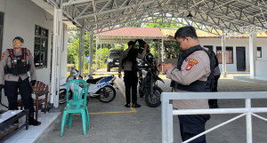 Cegah Kejahatan Jalanan, Tim Perintis Presisi Polres Metro Bekasi Kota Sambangi Warga Tityan Raya