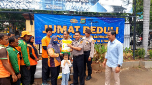 Polsek Metro Penjaringan Gelar Program Jumat Peduli, Apresiasi PPSU dan Badan Air