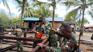 Pembangunan Rumah Terus Digenjot, Satgas TMMD Kodim 1710/Mimika Kejar Target Penyelesaian
