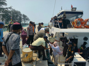 Jakarta On The Spot, Polres Kepulauan Seribu Perkuat Pengamanan Dermaga dan Hadirkan Pelayanan Humanis