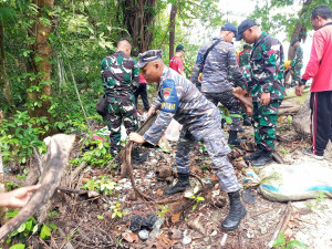 Sinergi Untuk Pesisir Bersih, Posal Enggano dan Forkopincam Bergerak Bersama