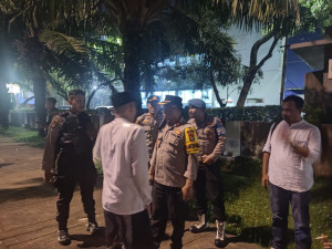 Operasi Kejahatan Jalanan Polres Metro Bekasi, Petugas Bubarkan Kelompok Remaja di Jababeka