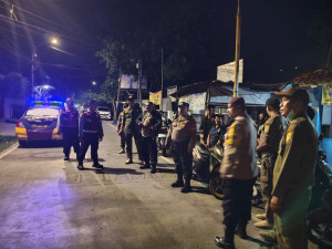 Polsek Koja Gelar Operasi Cipta Kondisi Antisipasi Gangguan Kamtibmas
