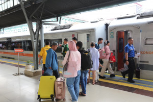 Siap-Siap War Tiket Kereta Murah Mudik Lebaran 2026, Mulai 16.30 WIB Sore Ini