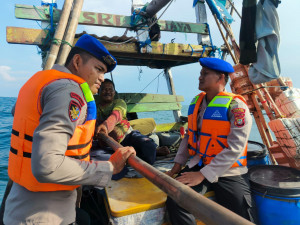 Patroli Dialogis Laut Satpolairud Kepulauan Seribu Perkuat Antisipasi Kejahatan, Imbau Nelayan Cegah dan Laporkan 3C