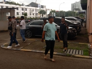Polsek Pademangan Tindak Lanjut Laporan Warga Melalui 110 Terkait Debt Collector di Mangga Dua Square