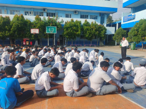 Polsek Koja Edukasi Pelajar Lewat Program Police Go To School Jelang May Day