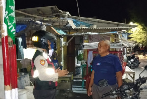 Polsek Kepulauan Seribu Selatan Gelar Patroli Malam Aman Nusa l 2025 Bersama TNI dan Stakeholder