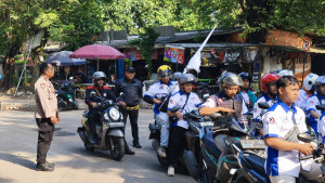 Polsek Pademangan Lakukan Monitoring dan Pengamanan Keberangkatan Massa Buruh ke Aksi Pra May Day 2026