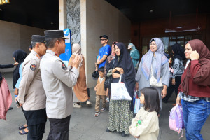 Operasi Ketupat 2026 Merupakan Operasi Kemanusiaan, Polri Pastikan Masyarakat Merasa Aman Saat Berlibur